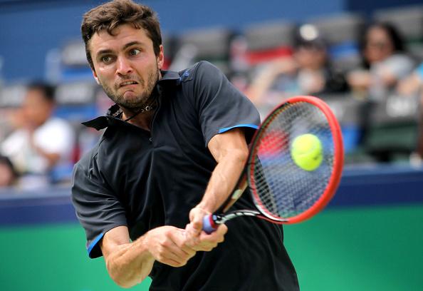 Gilles Simon can nullify the Lopez serve on Saturday